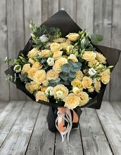 Букет цветов из:  Розы и Лизиантусы в Кореновске