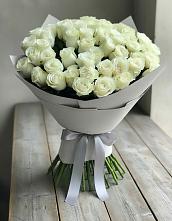 Букет 35 Белых роз в Кореновске