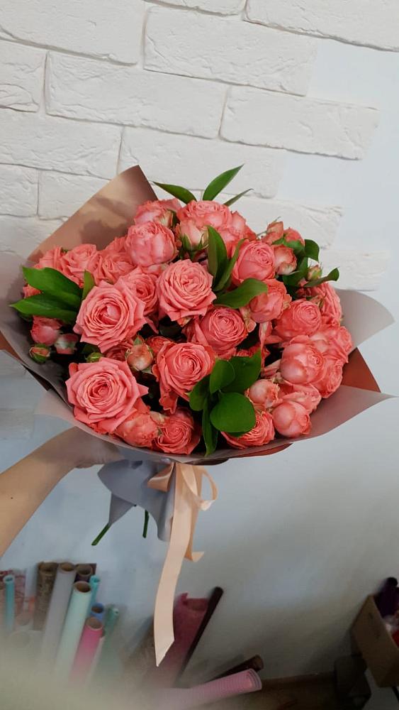 Букет цветов из: Розы в Кореновске