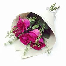 Букет цветов из:  Розы в Кореновске
