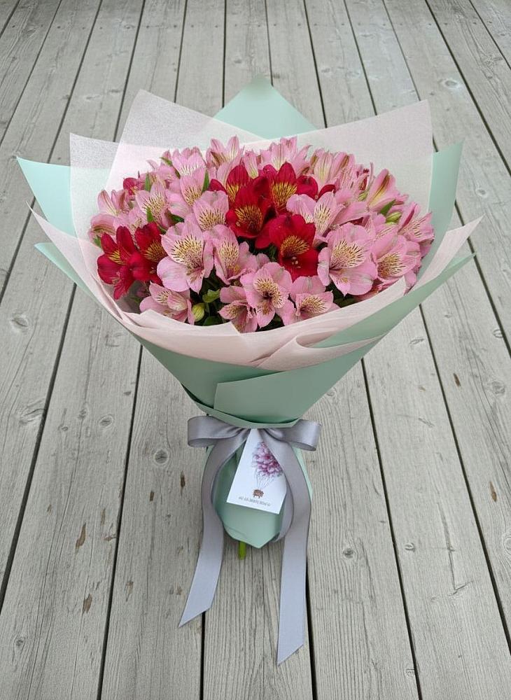 Букет цветов из: Альстромерии в Кореновске