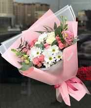Букет цветов из:  Розы, Лизиантусы и Хризантемы в Кореновске