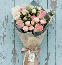Букет цветов из:  Розы в Кореновске