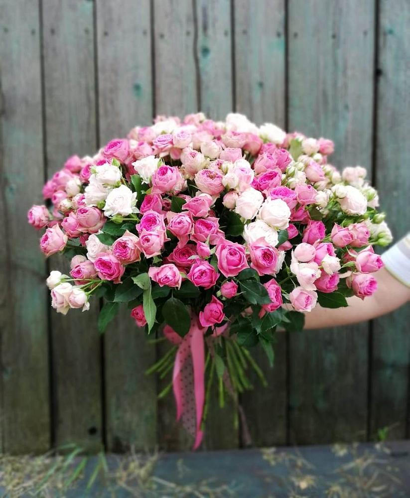 Букет Розовые кустовые розы Натали и Лав Лидия в Кореновске