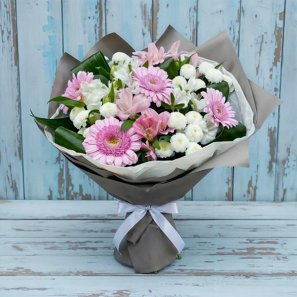 Букет цветов из: Герберы, Альстромерии и Хризантемы в Кореновске