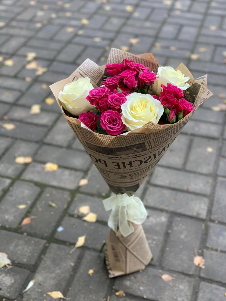 Букет цветов из: Розы в Кореновске