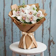 Букет цветов из:  Орхидеи и Розы в Кореновске